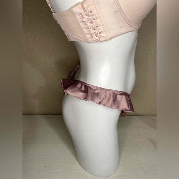 Victoria Secret Very Sexy Push Up Bra 34C VS Corset side Bra VS Push Up Bra 🆕 - Picture 6 of 16